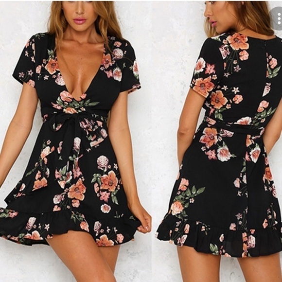 NWT FFLMYUHULIU MADDIE GIRL MIDNIGHT FLORAL MINI DRESS ruffle hem womens M - Picture 2 of 11